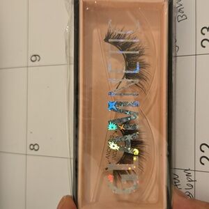 Glamnetic Eyelashes - Birthday Bish